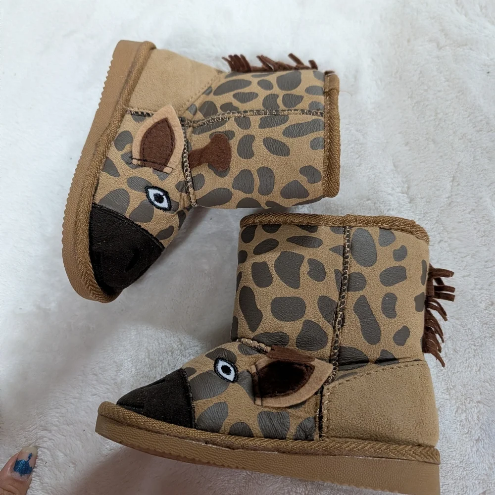 Muk Luks Zoo Friends Giraffe Toddler Boots - Picture 5 of 5